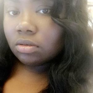 Meet your Posher, Kori